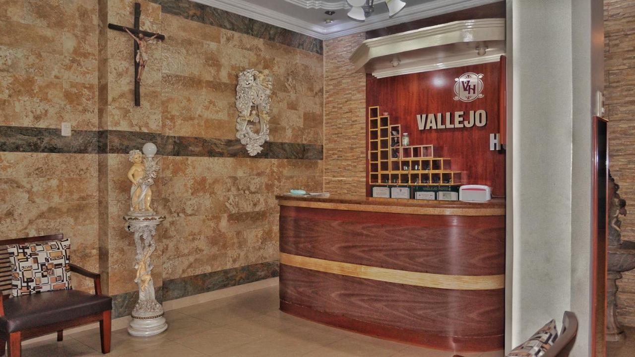 Vallejo Hotel Huaquillas 외부 사진