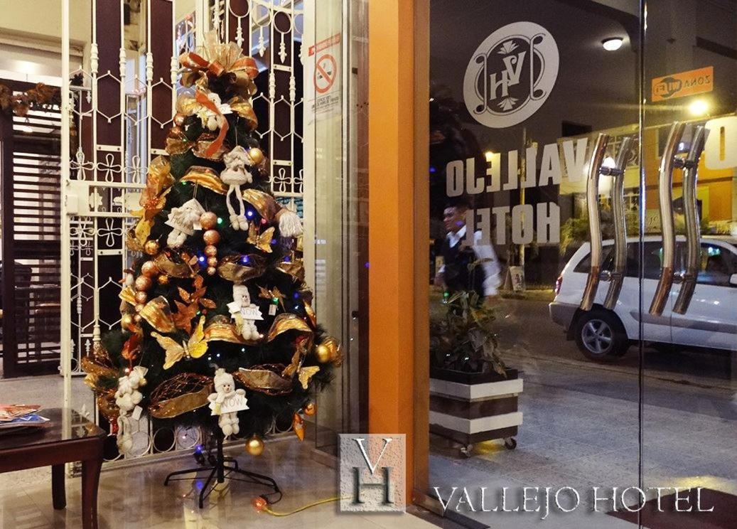 Vallejo Hotel Huaquillas 외부 사진