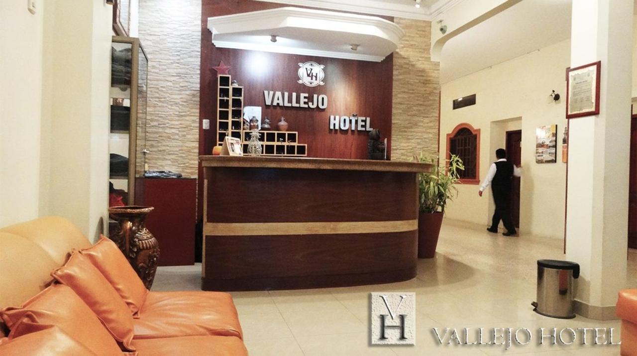 Vallejo Hotel Huaquillas 외부 사진